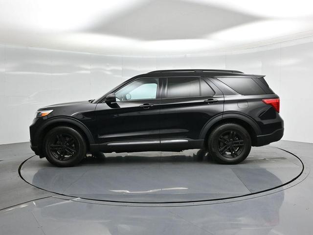 Photo of 2023 Agate Black Metallic Ford Explorer