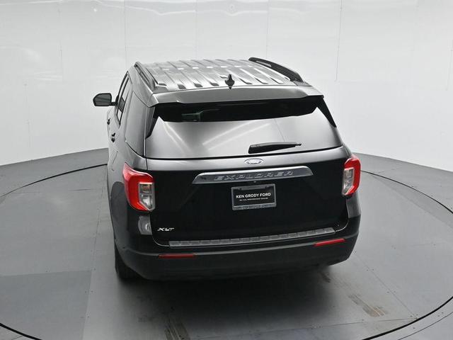 Photo of 2023 Agate Black Metallic Ford Explorer