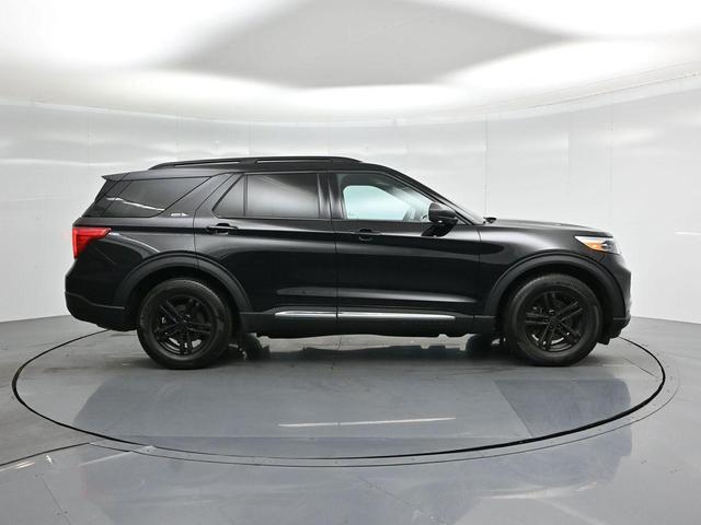 Photo of 2023 Agate Black Metallic Ford Explorer