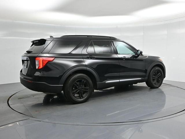 Photo of 2023 Agate Black Metallic Ford Explorer