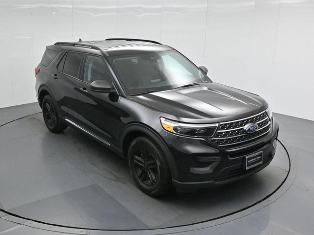 Photo of 2023 Agate Black Metallic Ford Explorer