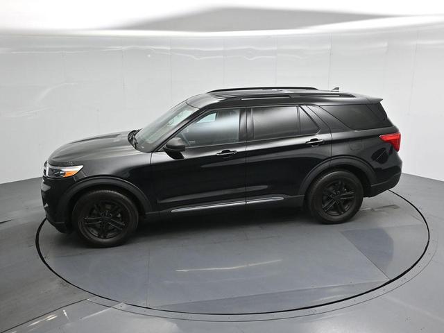 Photo of 2023 Agate Black Metallic Ford Explorer