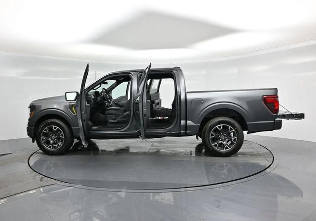 Photo of 2025 Gray Metallic Ford F-150