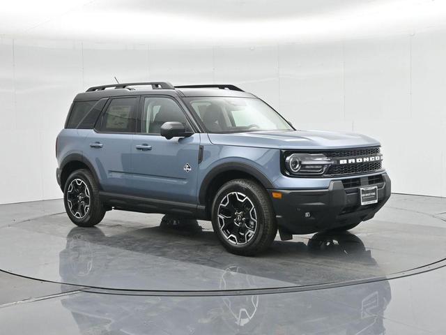 Photo of 2025 Azure Gray Metallic Ford Bronco Sport