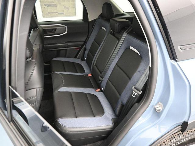 Photo of 2025 Azure Gray Metallic Ford Bronco Sport