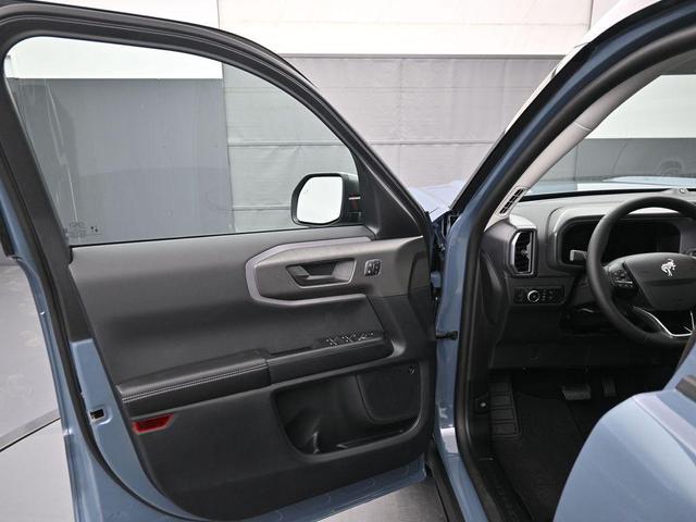 Photo of 2025 Azure Gray Metallic Ford Bronco Sport