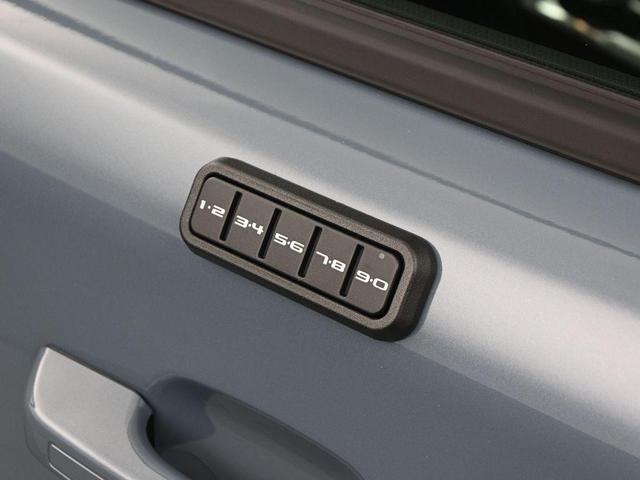 Photo of 2025 Azure Gray Metallic Ford Bronco Sport