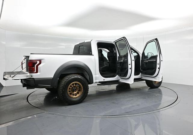 Photo of 2019 Oxford White Ford F-150