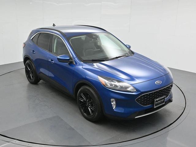 Photo of 2022 Atlas Blue Metallic Ford Escape