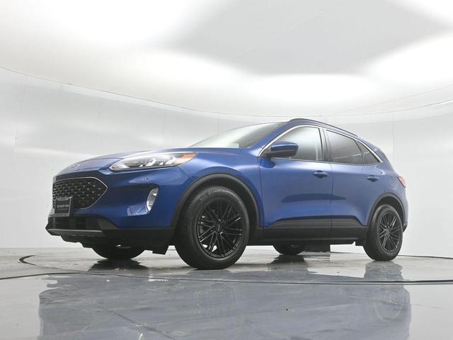Photo of 2022 Atlas Blue Metallic Ford Escape