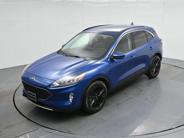 Photo of 2022 Atlas Blue Metallic Ford Escape