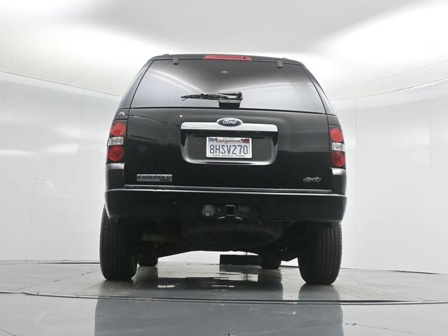 Photo of 2009 Black Clearcoat Ford Explorer