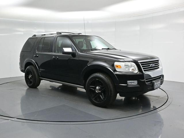Photo of 2009 Black Clearcoat Ford Explorer