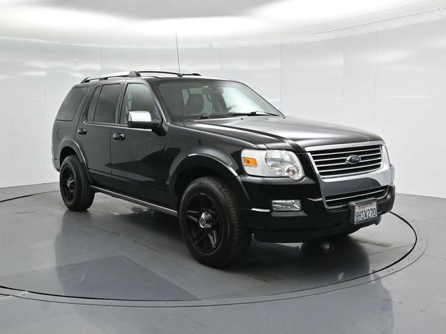 Photo of 2009 Black Clearcoat Ford Explorer