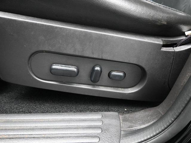 Photo of 2009 Black Clearcoat Ford Explorer