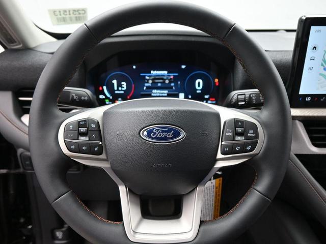 Photo of 2025 Black Metallic Ford Explorer
