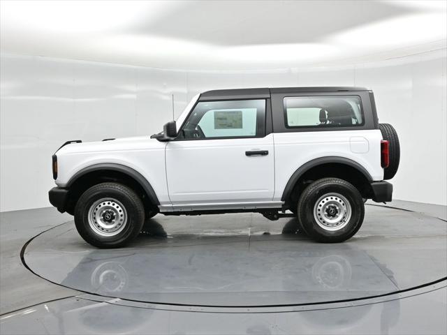 Photo of 2025 Oxford White Ford Bronco