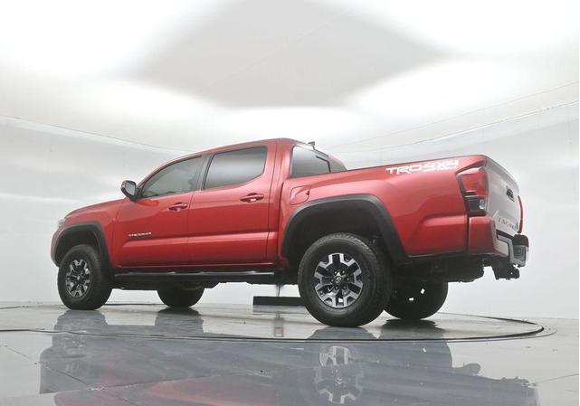 Photo of 2018 Barcelona Red Metallic Toyota Tacoma