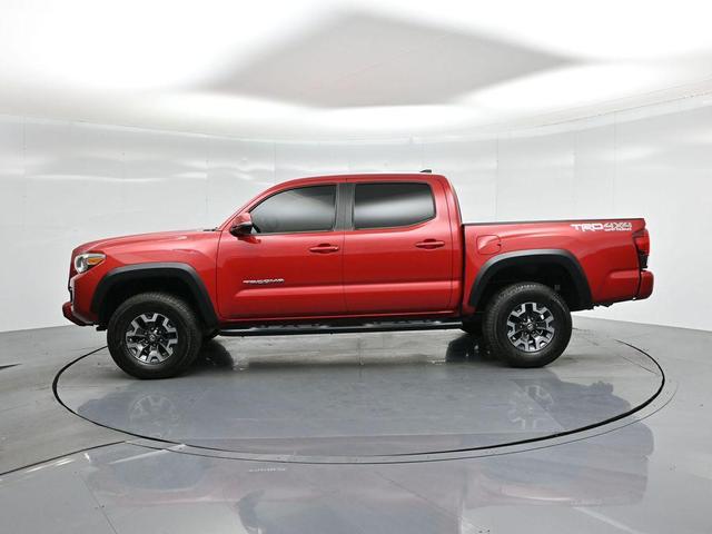 Photo of 2018 Barcelona Red Metallic Toyota Tacoma