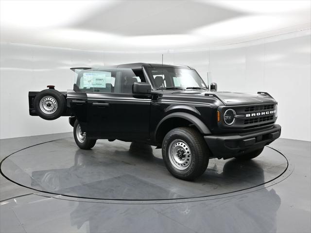 Photo of 2025 Shadow Black Ford Bronco