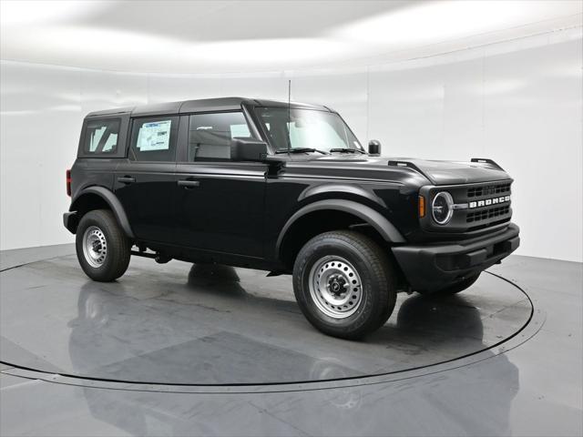 Photo of 2025 Shadow Black Ford Bronco