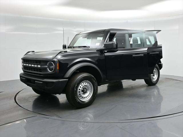Photo of 2025 Shadow Black Ford Bronco