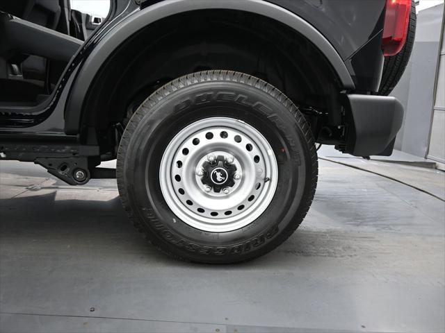 Photo of 2025 Shadow Black Ford Bronco