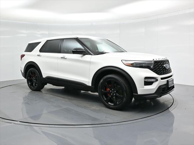 Photo of 2022 Star White Metallic Tri-Coat Ford Explorer