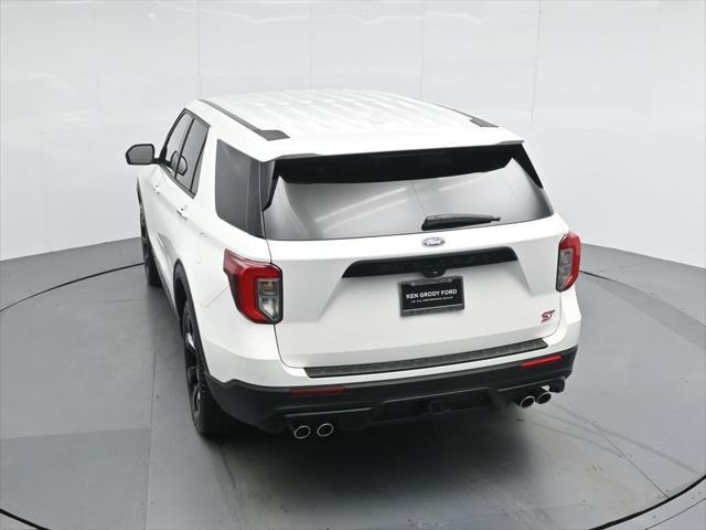 Photo of 2022 Star White Metallic Tri-Coat Ford Explorer
