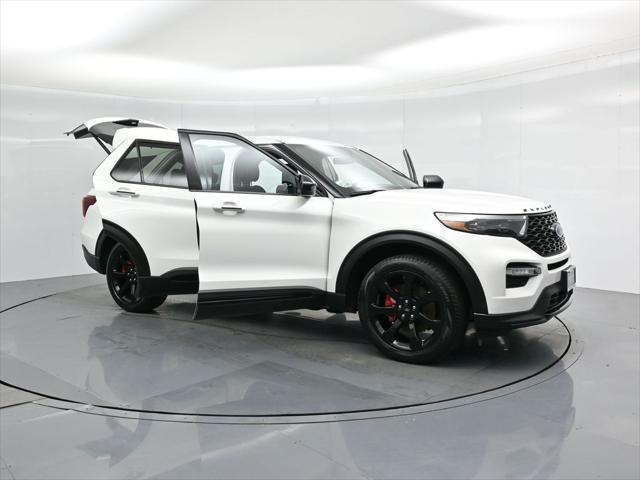 Photo of 2022 Star White Metallic Tri-Coat Ford Explorer