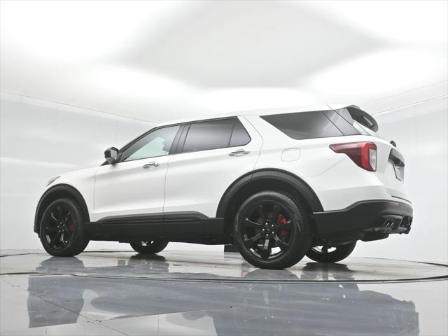 Photo of 2022 Star White Metallic Tri-Coat Ford Explorer