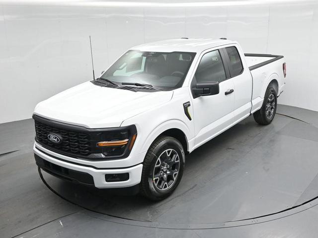 Photo of 2025 Oxford White Ford F-150