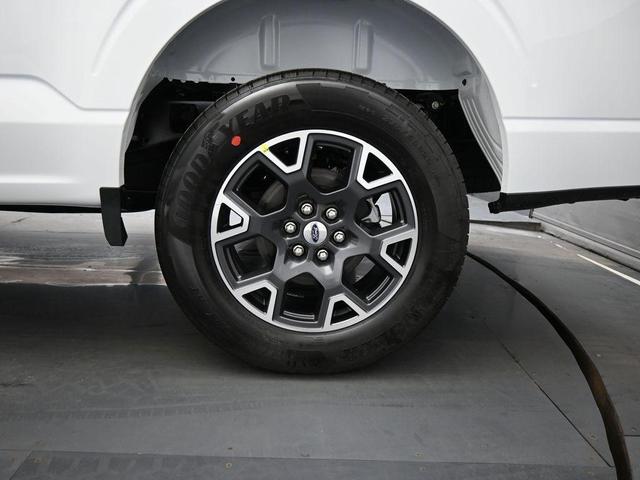 Photo of 2025 Oxford White Ford F-150