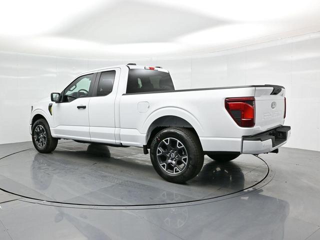 Photo of 2025 Oxford White Ford F-150