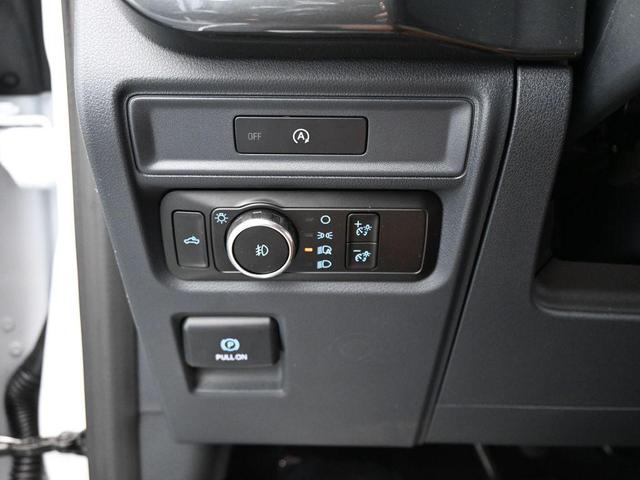 Photo of 2025 Oxford White Ford F-150