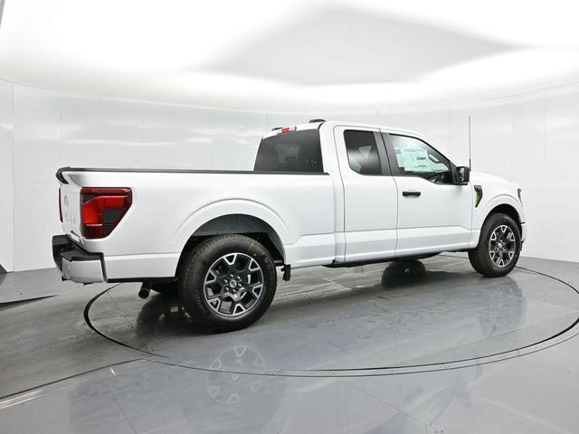 Photo of 2025 Oxford White Ford F-150