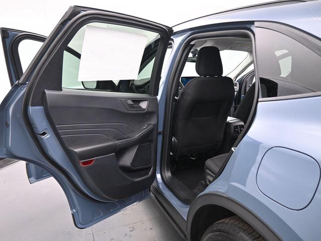 Photo of 2025 Vapor Blue Ford Escape