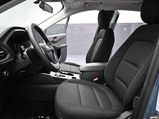 Photo of 2025 Vapor Blue Ford Escape