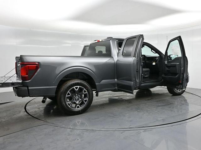 Photo of 2025 Gray Metallic Ford F-150