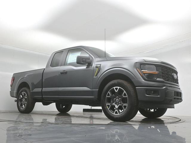 Photo of 2025 Gray Metallic Ford F-150