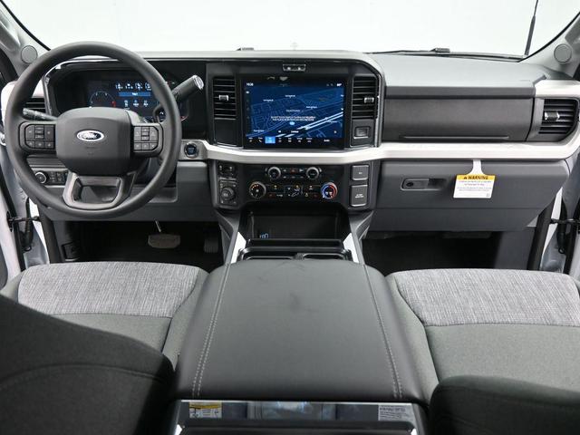 Photo of 2025 Oxford White Ford F-350
