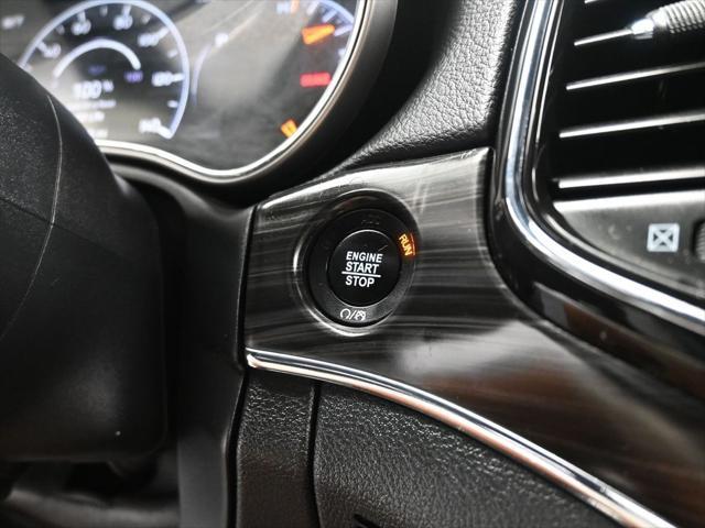 Photo of 2021 Granite Crystal Metallic Clearcoat Jeep Grand Cherokee
