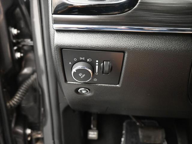 Photo of 2021 Granite Crystal Metallic Clearcoat Jeep Grand Cherokee