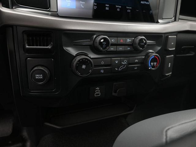 Photo of 2025 Oxford White Ford F-150