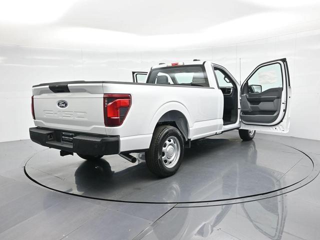 Photo of 2025 Oxford White Ford F-150