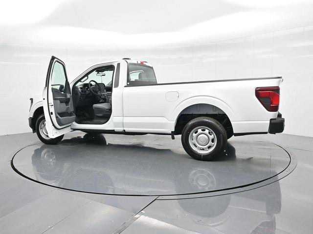 Photo of 2025 Oxford White Ford F-150