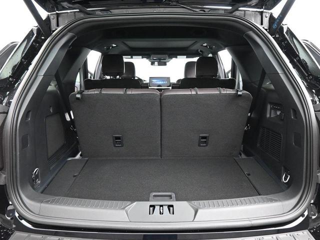Photo of 2025 Black Metallic Ford Explorer