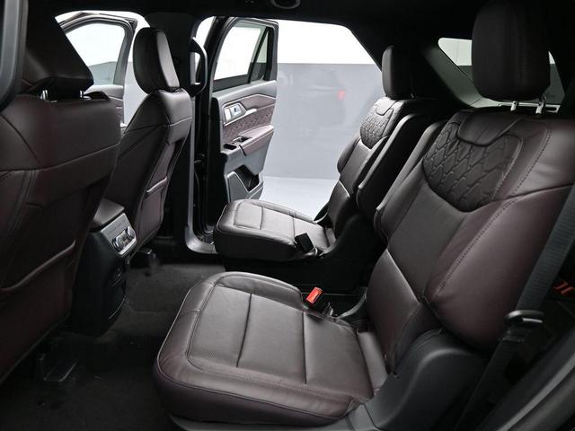 Photo of 2025 Black Metallic Ford Explorer
