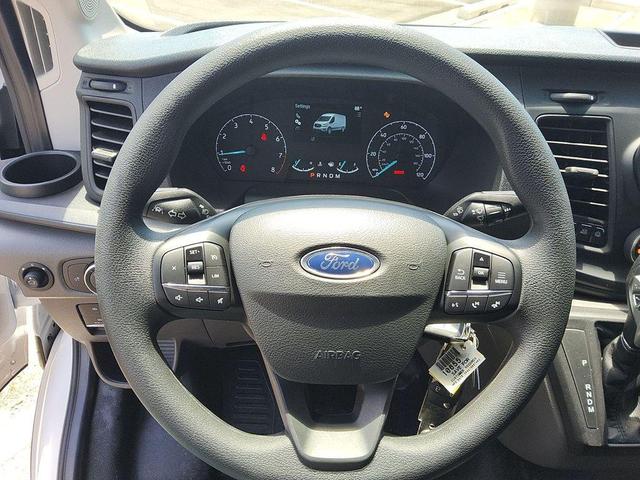 Photo of 2025 Oxford White Ford Transit-250