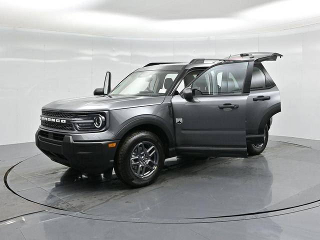Photo of 2025 Gray Metallic Ford Bronco Sport